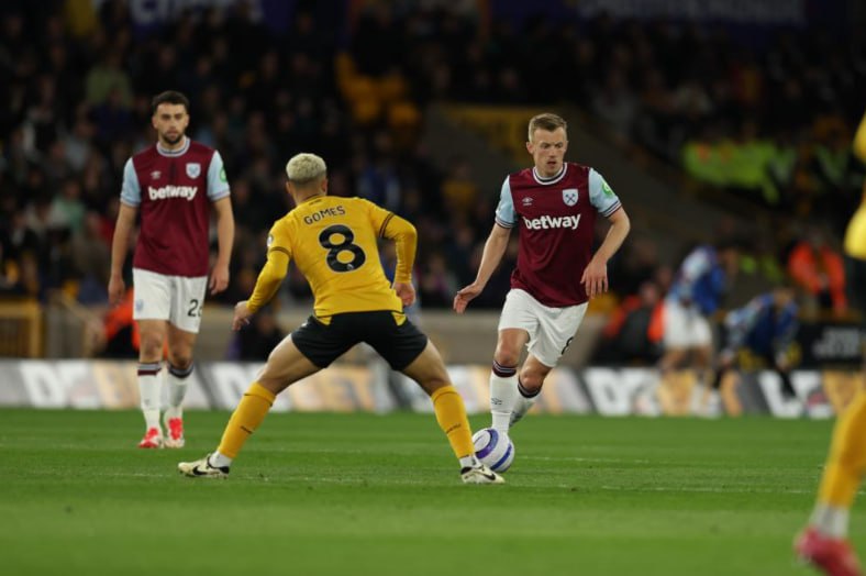 Wolverhampton vs West Ham (01:45 – 02/04) | Xem lại trận đấu