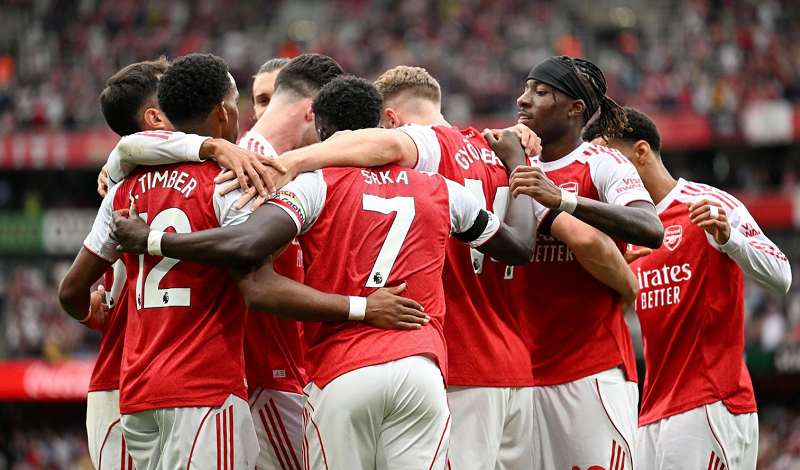 Năm mắt xích khiến Arsenal tự đánh rơi chiến thắng tại Molineux