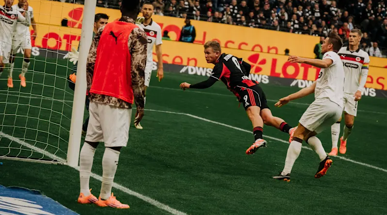 Eintracht Frankfurt vs St. Pauli (20:30 – 25/10) | Xem lại trận đấu