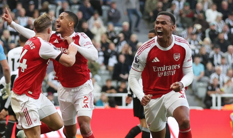 eddie-howe-tiec-nuoi-khi-newcastle-sup-do-phut-cuoi-truoc-arsenal