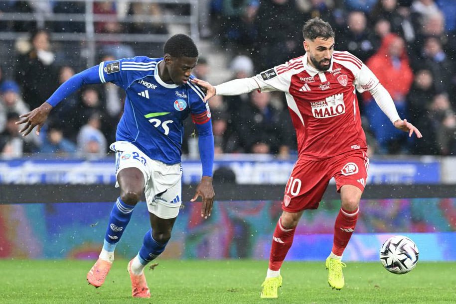 Strasbourg vs Brest (21:00 – 30/11) | Xem lại trận đấu